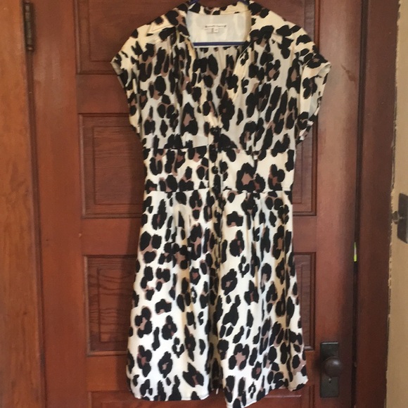 Nanette Lepore Dresses & Skirts - Nanette Lepore silk oversized leopard print dress